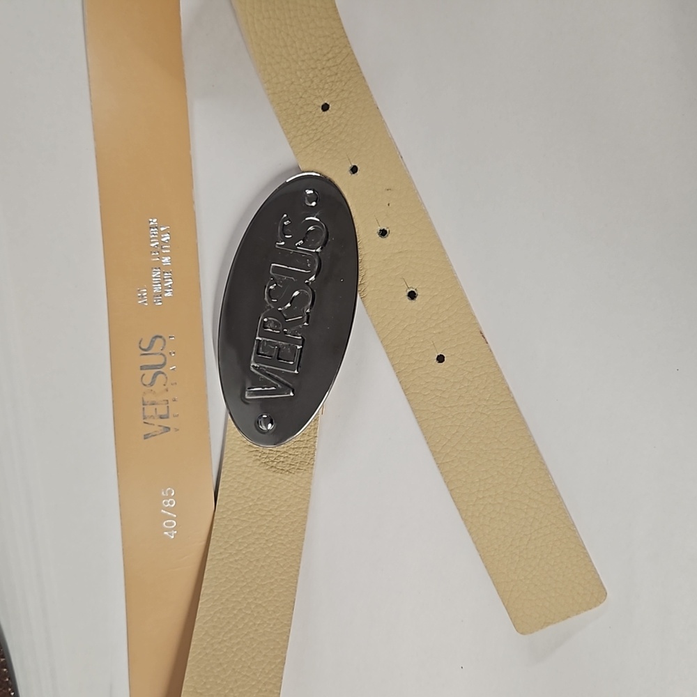 Versus Versace Beige/Nude Leather Belt Size 40